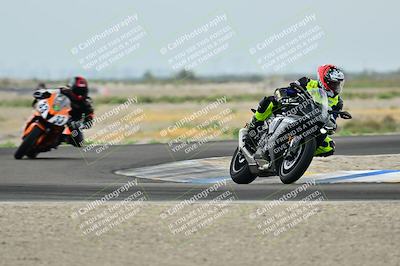 media/Apr-18-2025-TrackDaz (Fri) [[45f5874c44]]/C Group/Session 1 (Turn 7)/